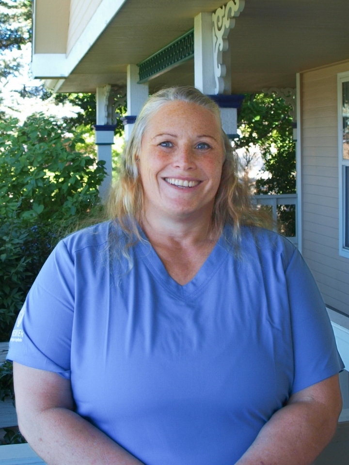 Sarah, MA Ed., CPDT-KA, CSAT